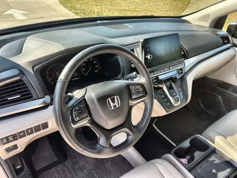 Used 2025 Honda Odyssey EX-L image 15