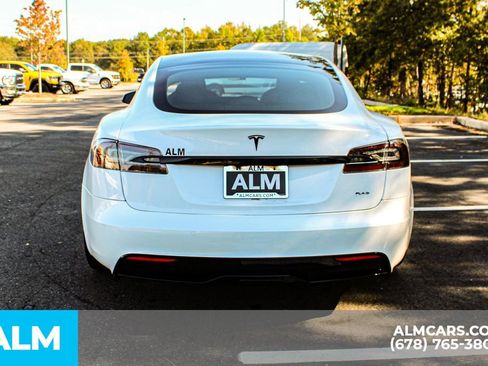 Used 2021 Tesla Model S Plaid image 11