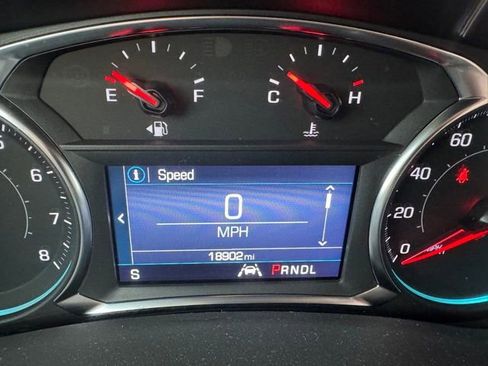 Used 2024 Chevrolet Equinox LT image 20