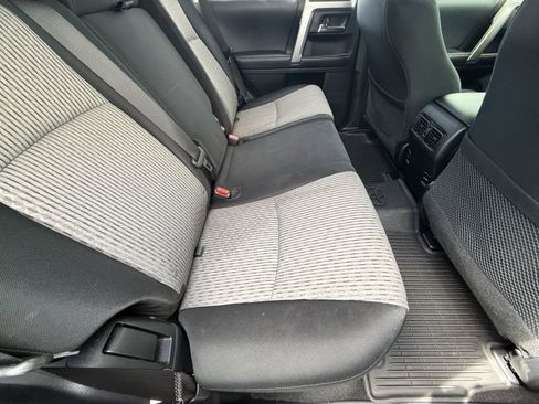 Used 2018 Toyota 4Runner SR5 RWD image 33