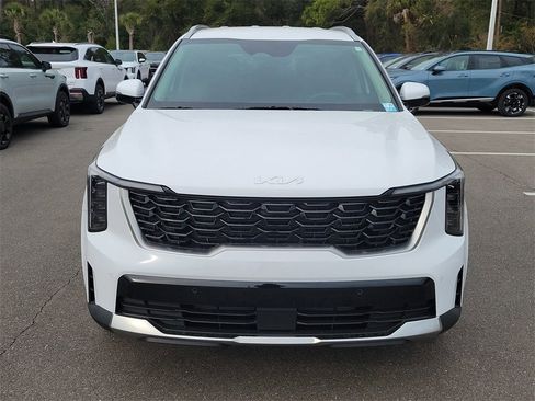 New 2026 Kia Sorento S image 2