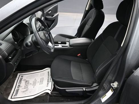 Used 2020 Nissan Sentra SV image 12