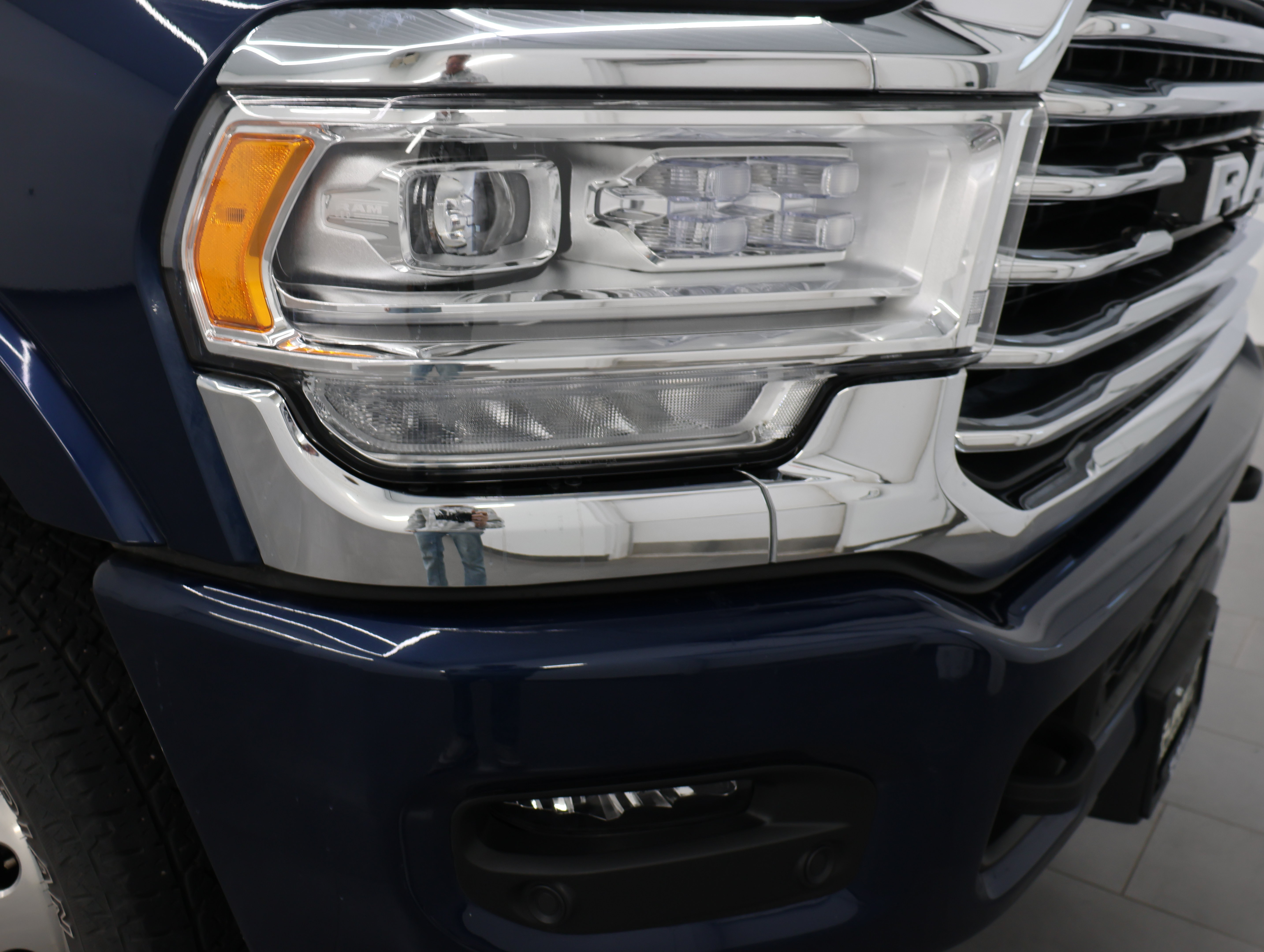 Used 2023 RAM 3500 Limited AWD/4WD image 27