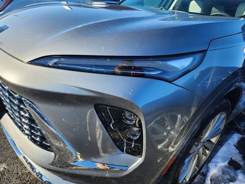 Used 2025 Buick Envision Avenir image 27