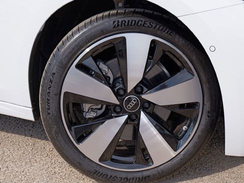 New 2025 Audi A5 2.0T Prestige image 2