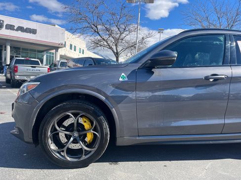 Used 2019 Alfa Romeo Stelvio Quadrifoglio w/ Driver Assist Dynamic Package image 9