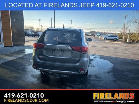 Used 2016 Mitsubishi Outlander SEL image 20