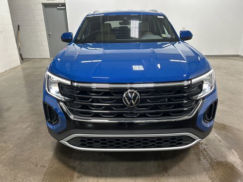 New 2025 Volkswagen Atlas Cross Sport SE image 33