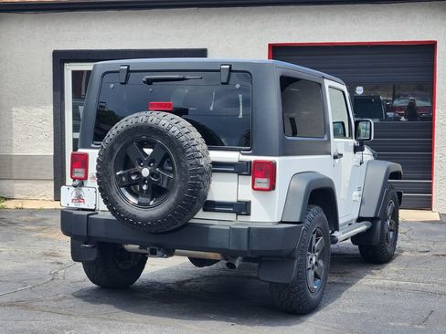Used 2011 Jeep Wrangler Sport AWD/4WD image 7