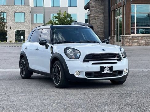 Used 2015 MINI Cooper Countryman S FWD image 1
