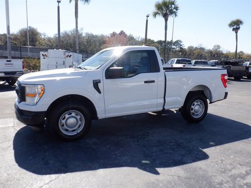 Used 2022 Ford F150 XL w/ Trailer Tow Package image 2