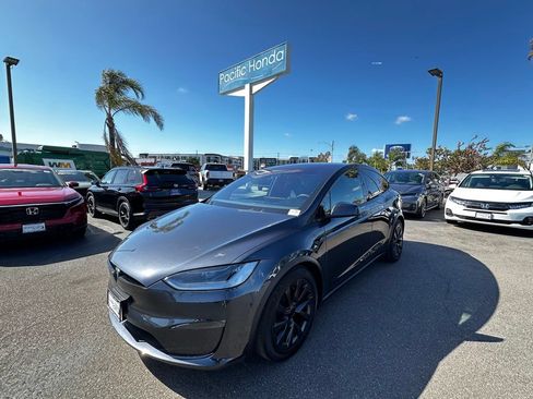 Used 2024 Tesla Model X AWD/4WD image 2