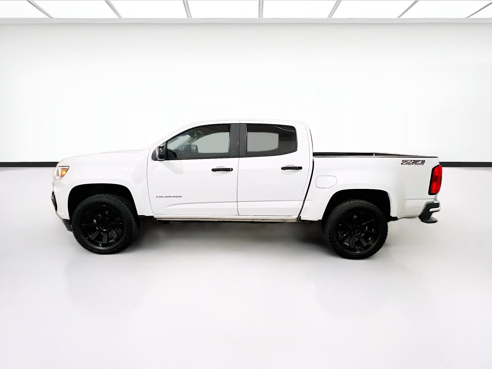 Used 2022 Chevrolet Colorado Z71 w/ Safety Package AWD/4WD image 20