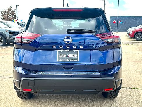 New 2026 Nissan Rogue SV w/ Cold Weather Package image 7