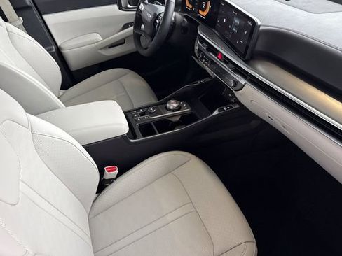 New 2026 Kia Sorento EX image 18