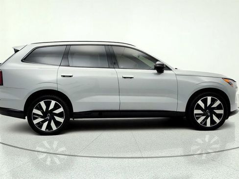 Used 2025 Volvo EX90 Ultra AWD/4WD image 4
