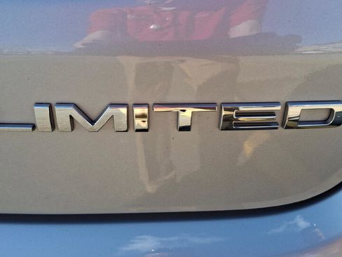Used 2025 Jeep Compass Limited AWD/4WD image 22