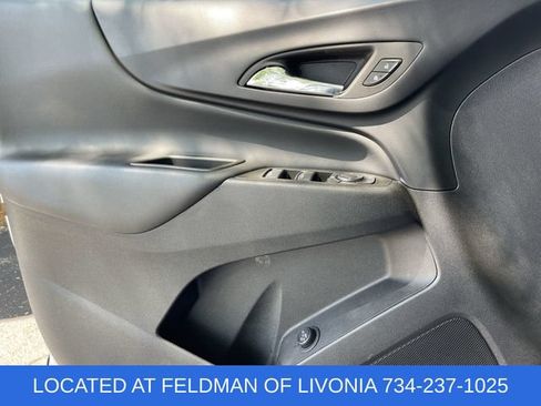 Used 2024 Chevrolet Equinox LT FWD image 21