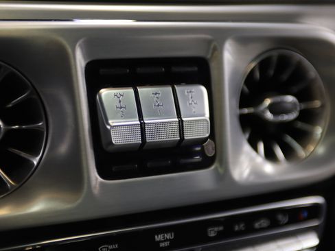 Used 2020 Mercedes-Benz G 550 image 30