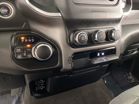 Used 2022 RAM 1500 Big Horn AWD/4WD image 33