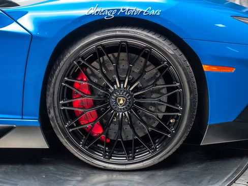 Used 2017 Lamborghini Aventador LP 750-4 Superveloce image 11