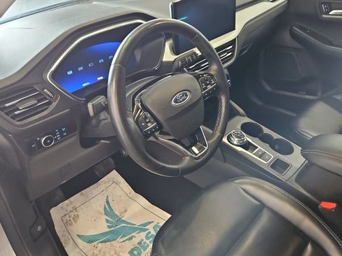 Used 2023 Ford Escape Platinum AWD/4WD image 6