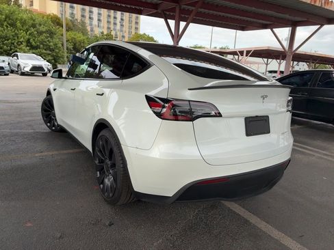 Used 2020 Tesla Model Y Performance image 3