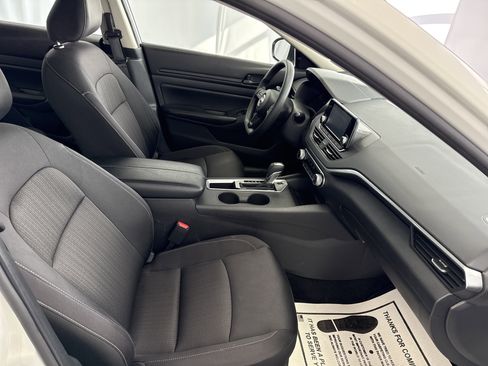 Certified 2024 Nissan Altima 2.5 S image 12