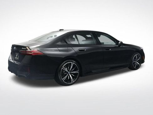 New 2027 BMW 550e xDrive w/ Executive Package AWD/4WD image 4