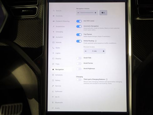 Used 2016 Tesla Model X 75D image 56