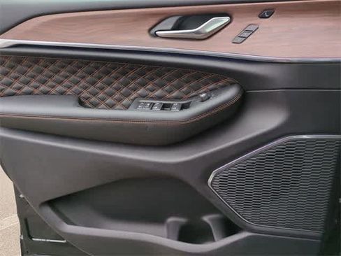 New 2025 Jeep Grand Cherokee Summit image 32