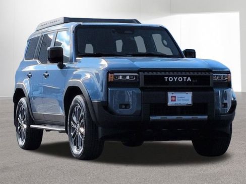 Certified 2025 Toyota Land Cruiser image 3