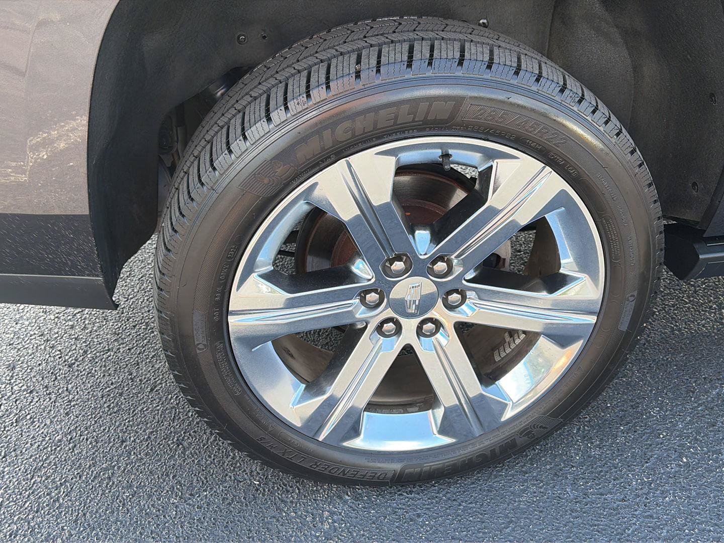 Used 2017 Cadillac Escalade Premium Luxury AWD/4WD image 44