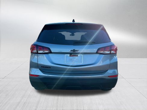 Used 2024 Chevrolet Equinox LS w/ LS Convenience Package image 6
