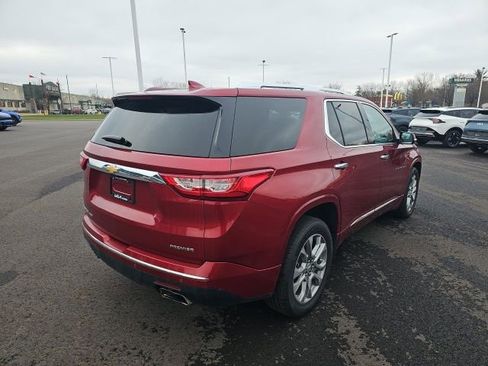 Used 2019 Chevrolet Traverse Premier AWD/4WD image 8