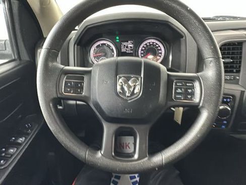 Used 2019 RAM 1500 Express image 22