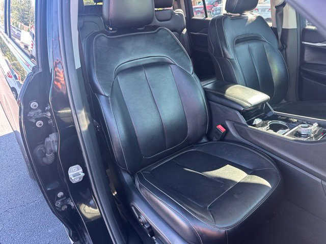 Used 2022 Jeep Grand Cherokee L Limited AWD/4WD image 30