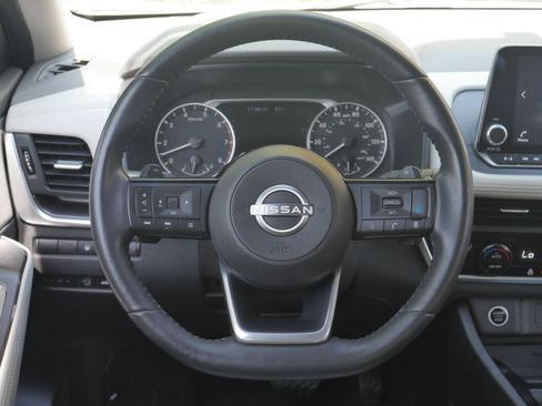 Certified 2023 Nissan Rogue SV w/ SV Premium B Package AWD/4WD image 7