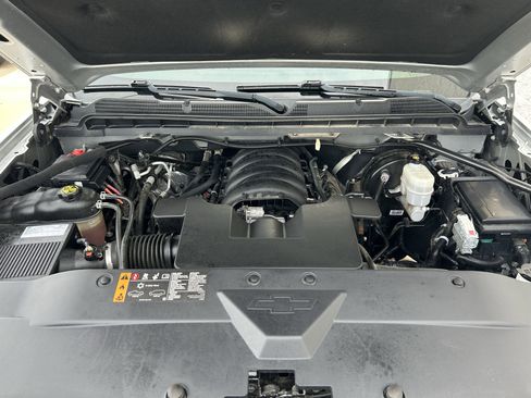 Used 2019 Chevrolet Silverado 1500 Custom w/ Custom Convenience Package image 12