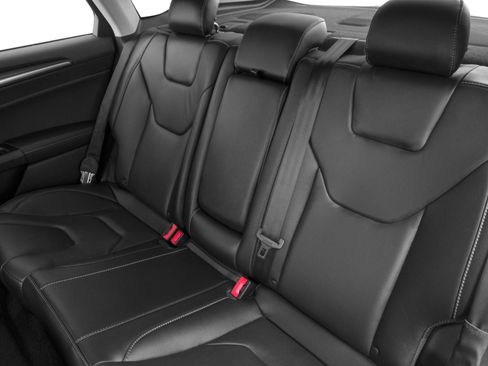 Used 2017 Ford Fusion Titanium FWD image 7