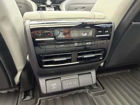 New 2026 Acura MDX w/ Technology Package FWD image 11