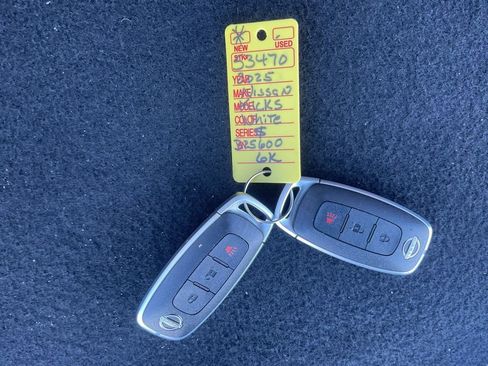 Used 2025 Nissan Kicks S image 21