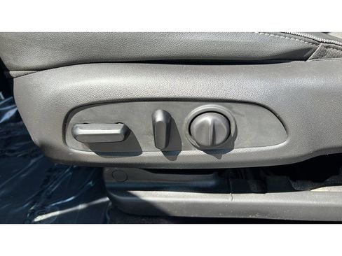 Certified 2022 Buick Encore GX Preferred w/ Cold Weather Comfort Package AWD/4WD image 25