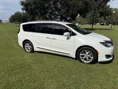 Used 2020 Chrysler Pacifica Touring-L w/ Tire & Wheel Group