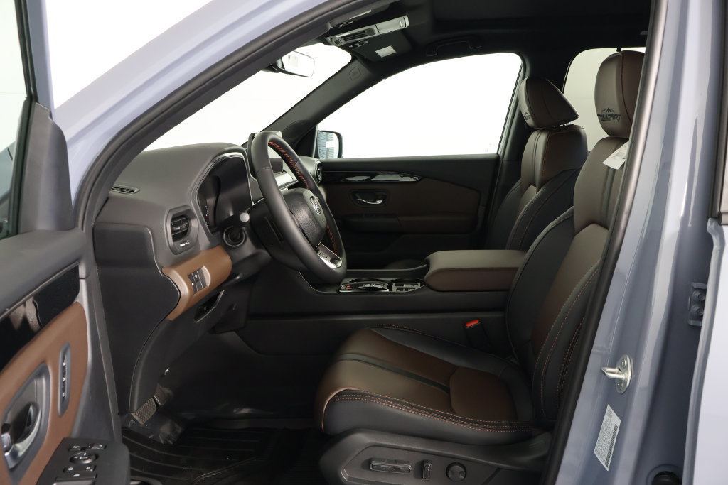 New 2026 Honda Pilot TrailSport image 9