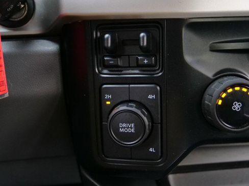 Used 2023 Ford F450 XLT w/ XLT Value Package image 18