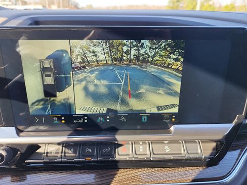 Certified 2024 Chevrolet Silverado 2500 LT image 19