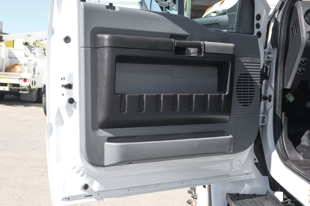 Used 2021 Ford F750 2WD Regular Cab Super Duty image 18
