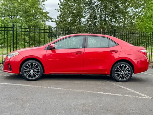 Used 2016 Toyota Corolla S FWD image 6