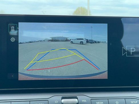 Used 2025 Kia K4 EX image 32